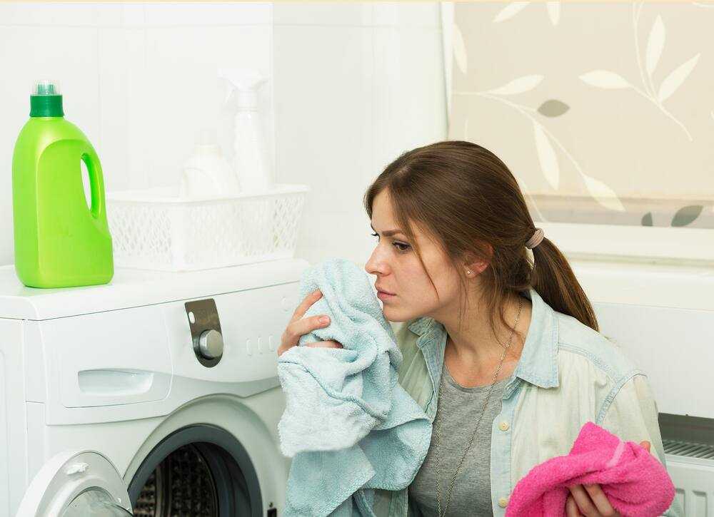 Chọn hóa chất không chất lượng làm ảnh hưởng đến quần áo của khách hàng