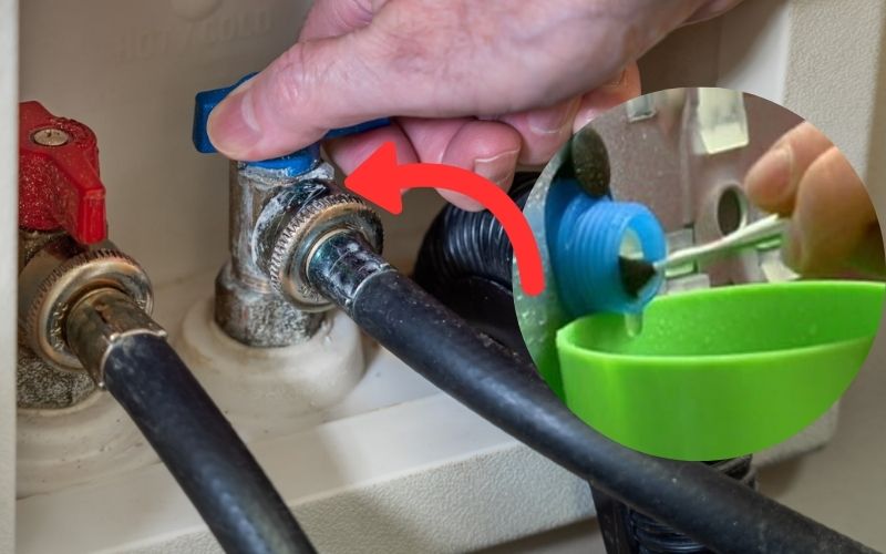 Làm sạch van lọc nước của máy giặt